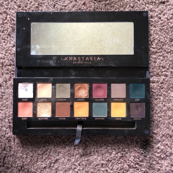 anastasia beverly hills subculture palette - Picture 3 of 3